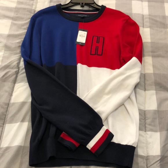 Tommy Hilfiger - Picture 1 of 1